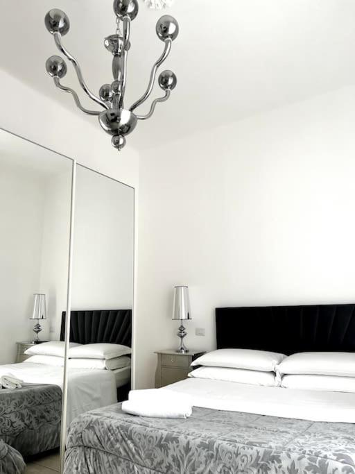 Hotel Virginia Apartaments - Stazione Termini Roma Eksteriør bilde