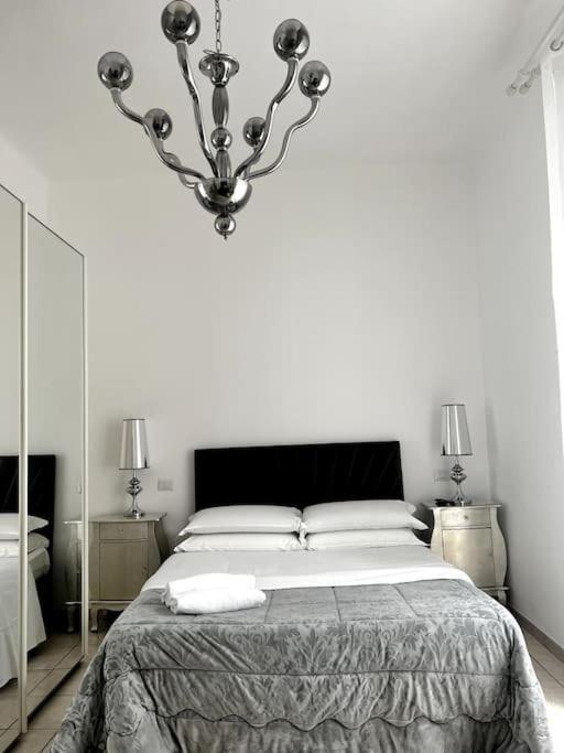 Hotel Virginia Apartaments - Stazione Termini Roma Eksteriør bilde