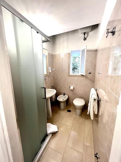 Hotel Virginia Apartaments - Stazione Termini Roma Eksteriør bilde